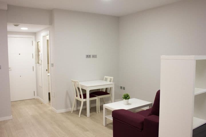 Apartment for rent in Granada, Spain - Image 5