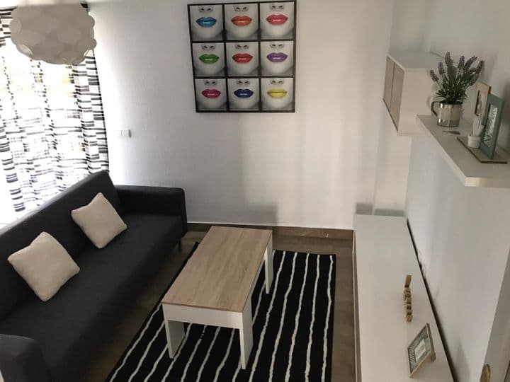 1 bedroom apartment for rent in Granada, Spain - Image 3