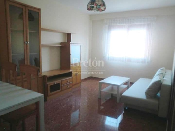 1 bedroom apartment for rent in Zaragoza, Spain - Image 2