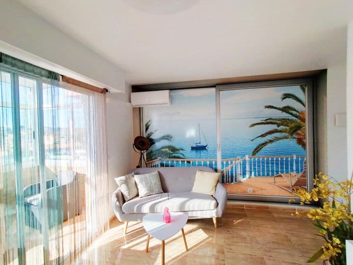 2 bedrooms apartment for rent in La Mata, Spain - Image 8