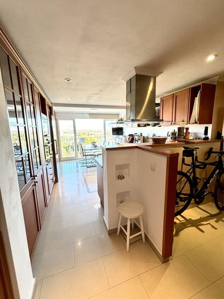 3 bedrooms apartment for sale in Distrito 4, Spain - Image 8