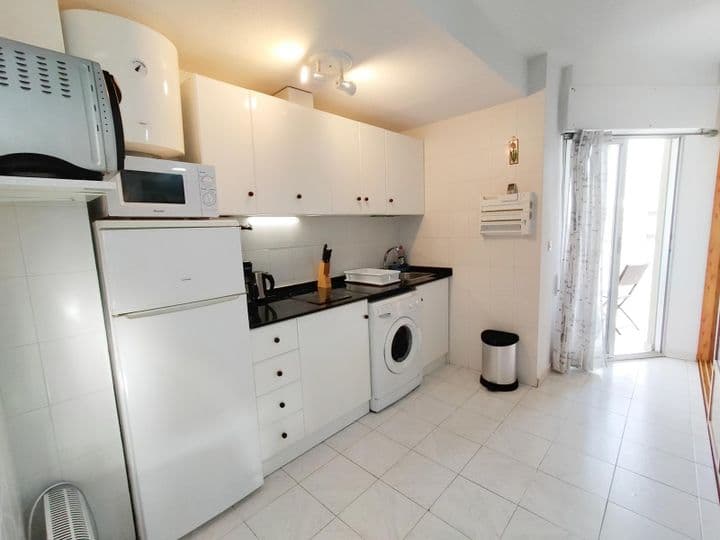 2 bedrooms apartment for rent in La Mata, Spain - Image 4