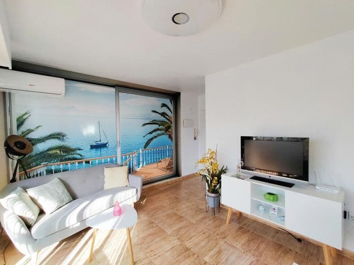 2 bedrooms apartment for rent in La Mata, Spain - Image 9