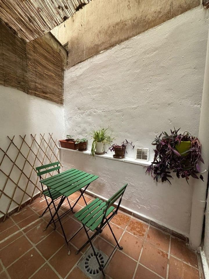 1 bedroom apartment for rent in Madrid, Spain - Image 4