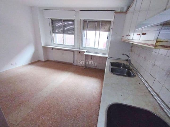 3 bedrooms apartment for sale in Zaragoza, Spain - Image 9