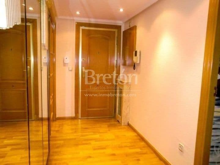 3 bedrooms apartment for rent in Universidad, Spain - Image 6