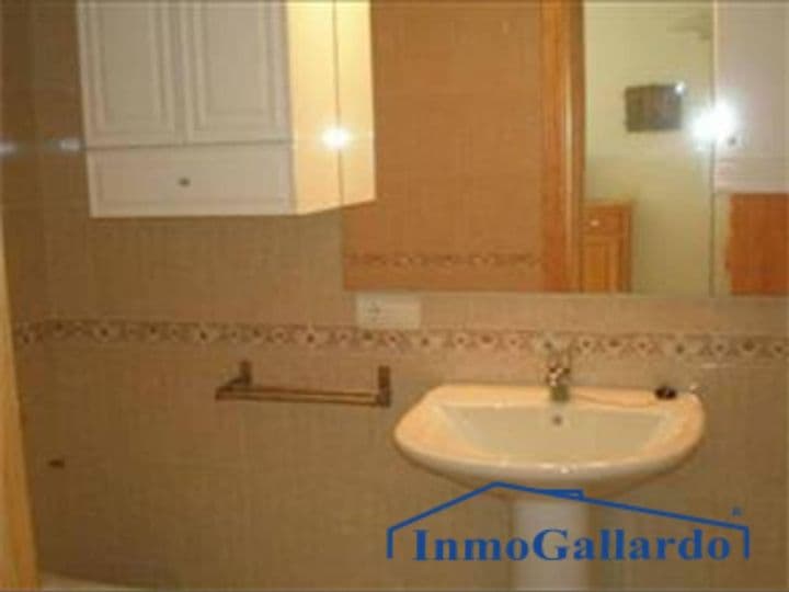 2 bedrooms apartment for rent in Velez-Malaga, Spain - Image 7