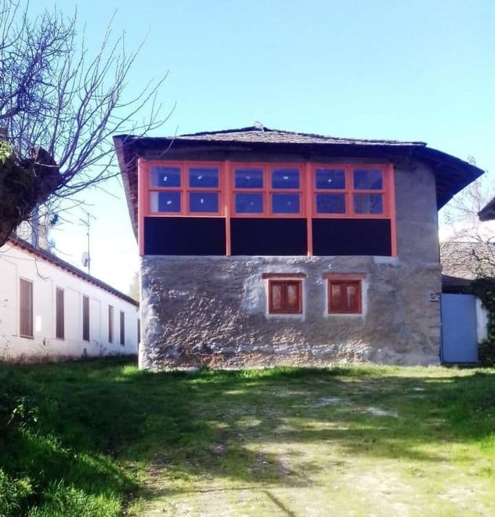 3 bedrooms house for sale in El Bierzo, Spain