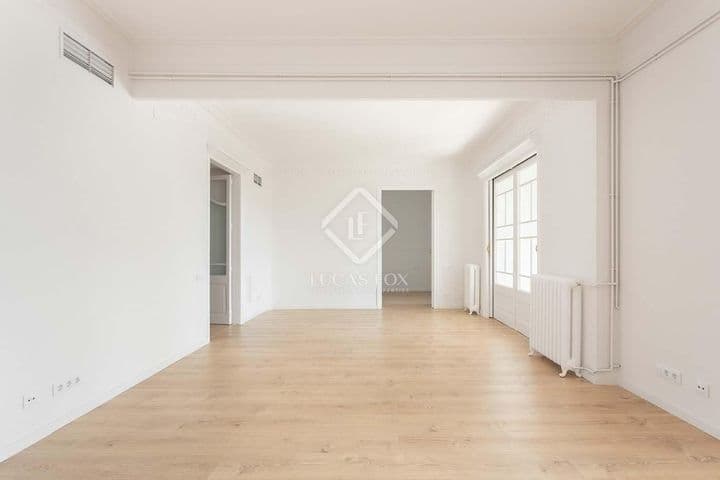 3 bedrooms apartment for rent in Barcelona, Spain - Image 7