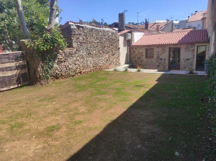 1 bedroom house for rent in Santiago de Compostela, Spain - Image 5