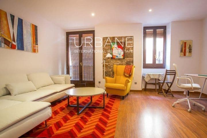 1 bedroom apartment for sale in Ciutat Vella, Spain - Image 4