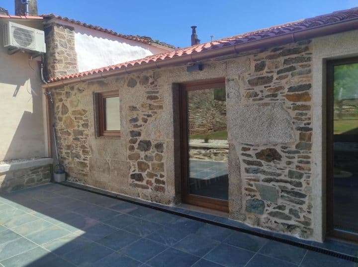 1 bedroom house for rent in Santiago de Compostela, Spain - Image 7