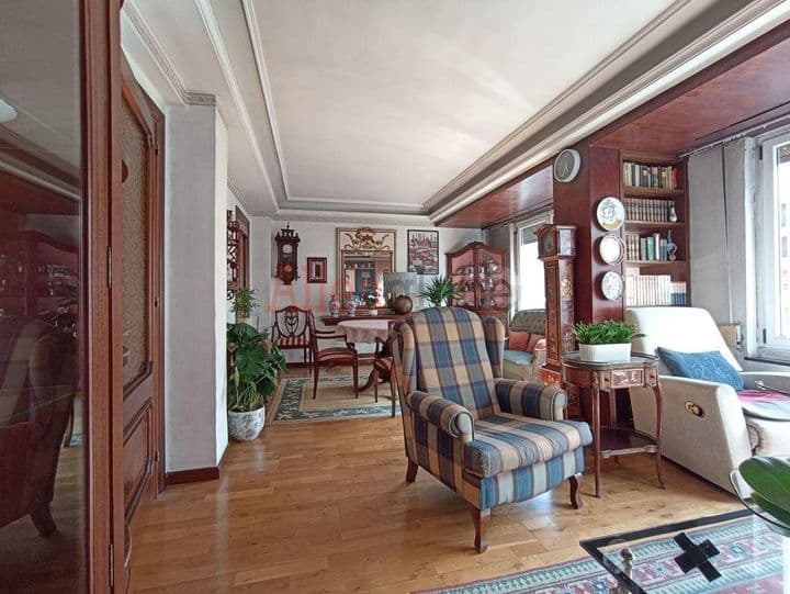 3 bedrooms apartment for sale in Oviedo, Spain - Image 2