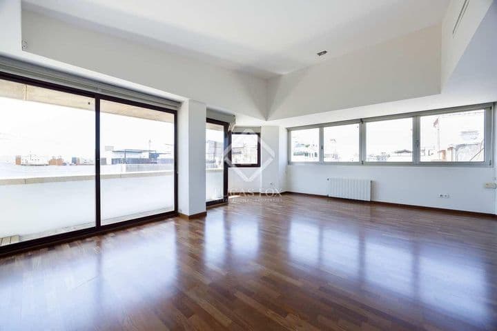 3 bedrooms apartment for rent in Valencia, Spain - Image 6