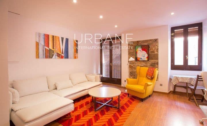 1 bedroom apartment for sale in Ciutat Vella, Spain - Image 2