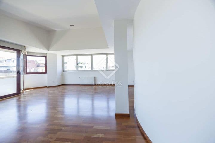 3 bedrooms apartment for rent in Valencia, Spain - Image 8