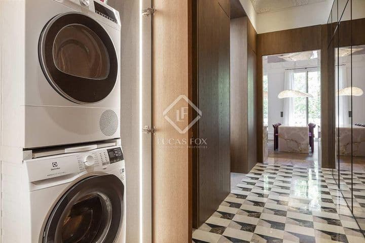 2 bedrooms apartment for rent in Barcelona, Spain - Image 10