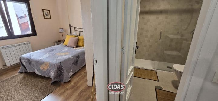 1 bedroom apartment for rent in Oviedo, Spain - Image 7