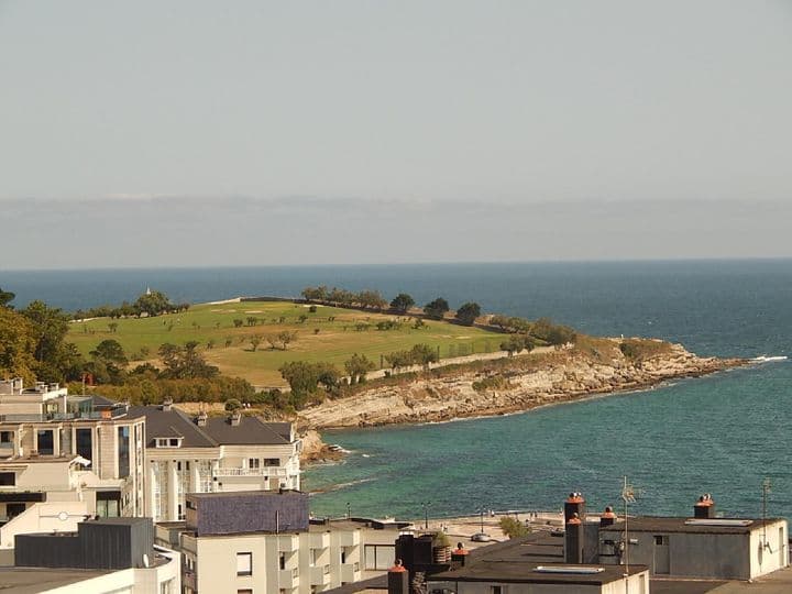 2 bedrooms apartment for rent in Santander, Spain - Image 11