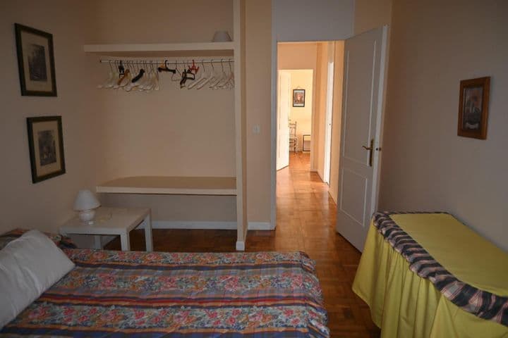 3 bedrooms apartment for rent in Santander, Spain - Image 5