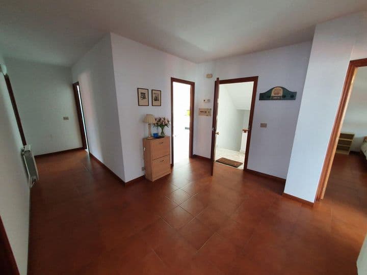 4 bedrooms apartment for sale in Corunna, Spain - Image 7