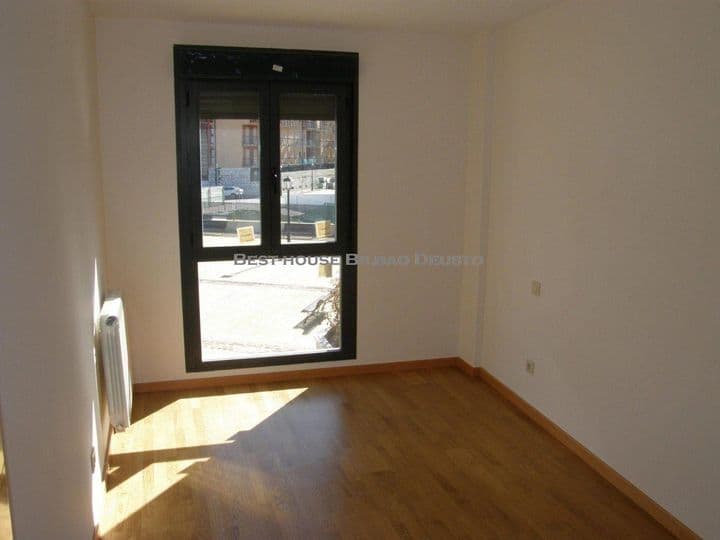 2 bedrooms apartment for rent in La Rioja, Spain - Image 5