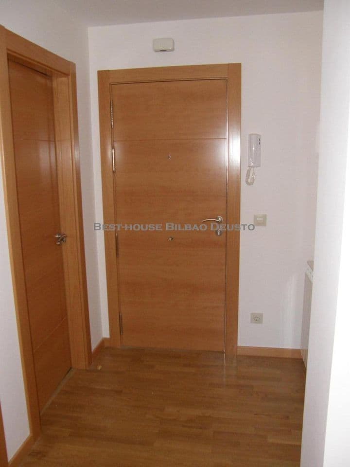 2 bedrooms apartment for rent in La Rioja, Spain - Image 5