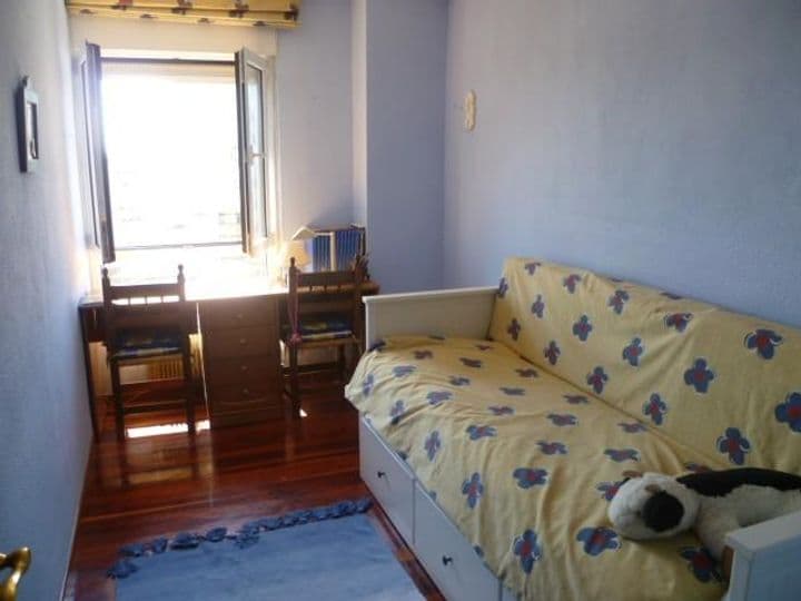 3 bedrooms apartment for rent in Santander, Spain - Image 8