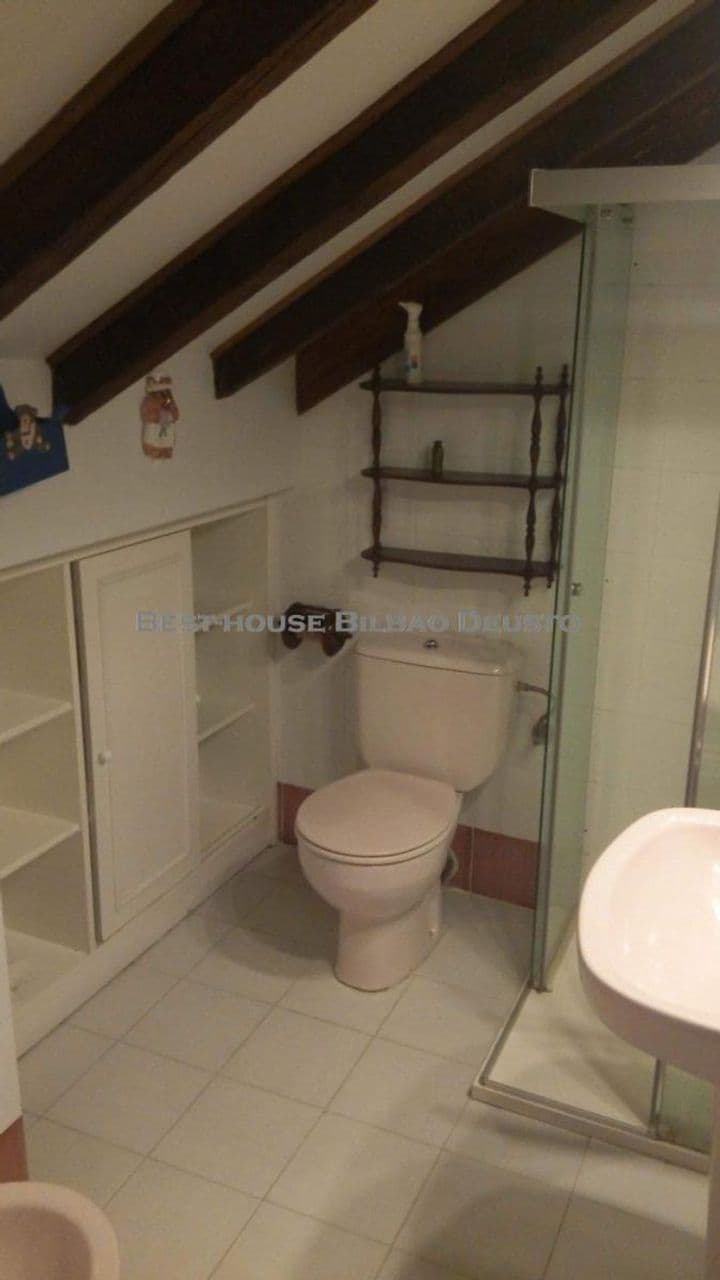 4 bedrooms apartment for rent in Bilbao, Spain - Image 2