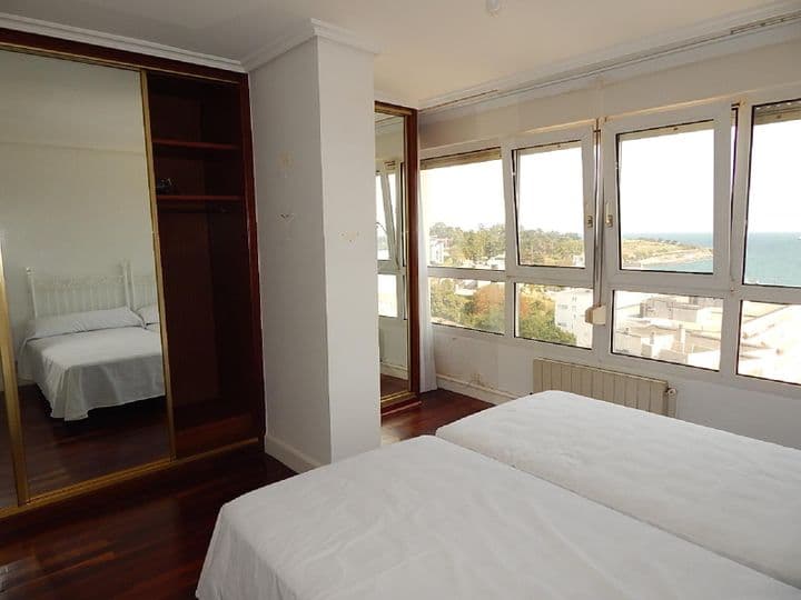 2 bedrooms apartment for rent in Santander, Spain - Image 5