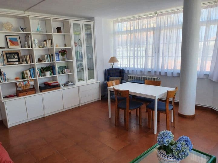 4 bedrooms apartment for sale in Corunna, Spain - Image 4