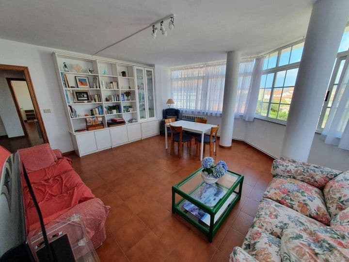 4 bedrooms apartment for sale in Corunna, Spain - Image 3