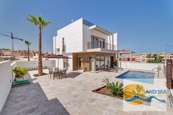 3 bedrooms house for sale in Centro, Spain - Image 3