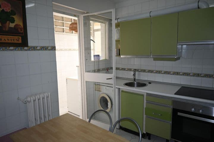 3 bedrooms apartment for rent in Santander, Spain - Image 12