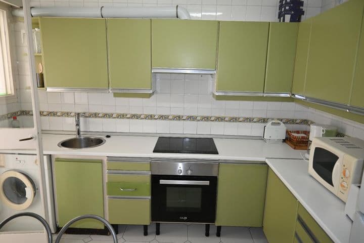 3 bedrooms apartment for rent in Santander, Spain - Image 11