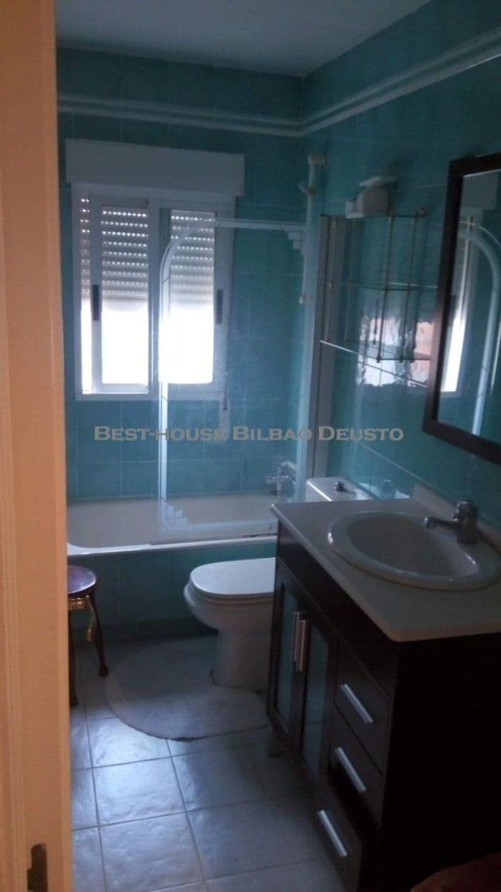 4 bedrooms apartment for rent in Bilbao, Spain - Image 6