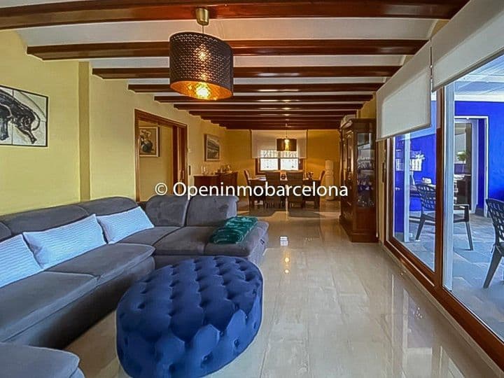 4 bedrooms apartment for rent in Sant Pere de Ribes, Spain - Image 2