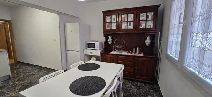 2 bedrooms apartment for rent in Gijon, Spain - Image 3