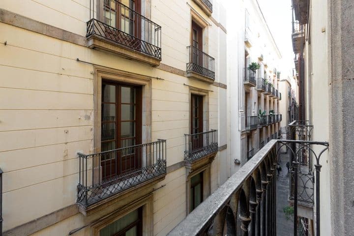 3 bedrooms apartment for rent in Gotic, Spain - Image 12