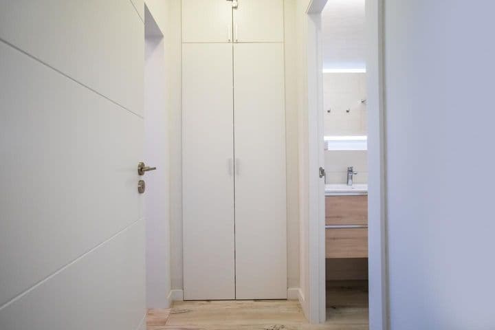 2 bedrooms apartment for rent in Sagrada Familia, Spain - Image 12