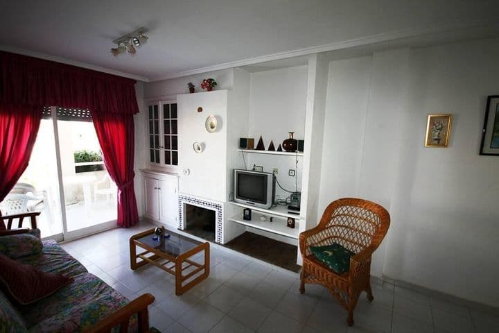 2 bedrooms house for rent in Torrevieja, Spain - Image 4