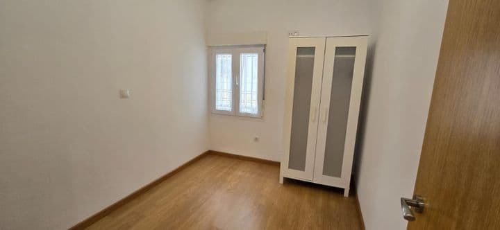 2 bedrooms apartment for rent in Gijon, Spain - Image 8