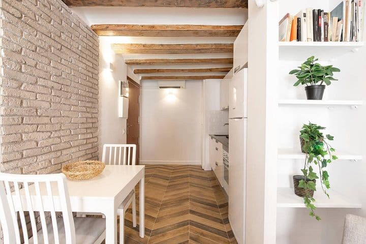 1 bedroom apartment for rent in Gotic, Spain - Image 9