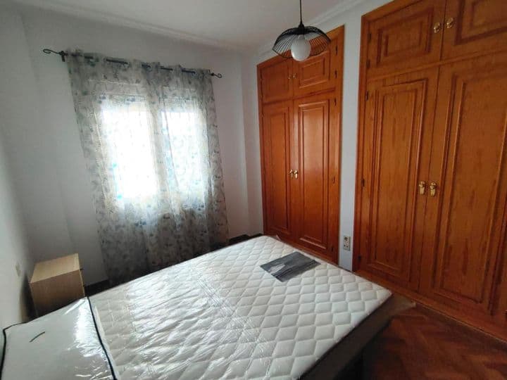 2 bedrooms apartment for rent in Segovia, Spain - Image 11