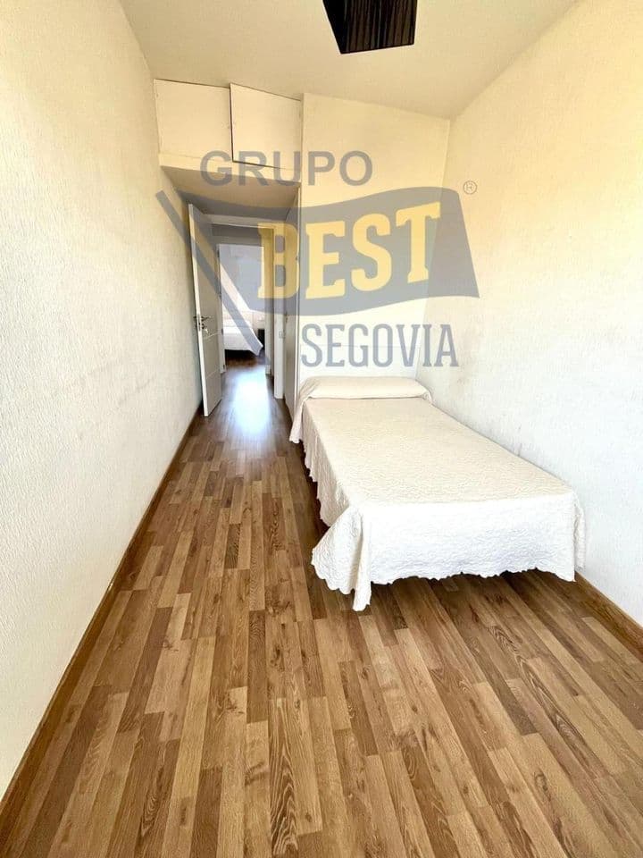 4 bedrooms apartment for rent in Segovia, Spain - Image 12