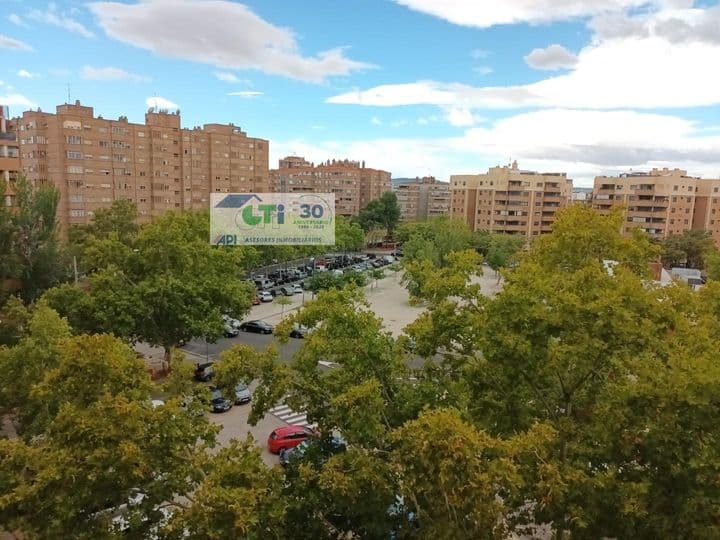 Apartment for sale in Zaragoza, Spain - Image 7