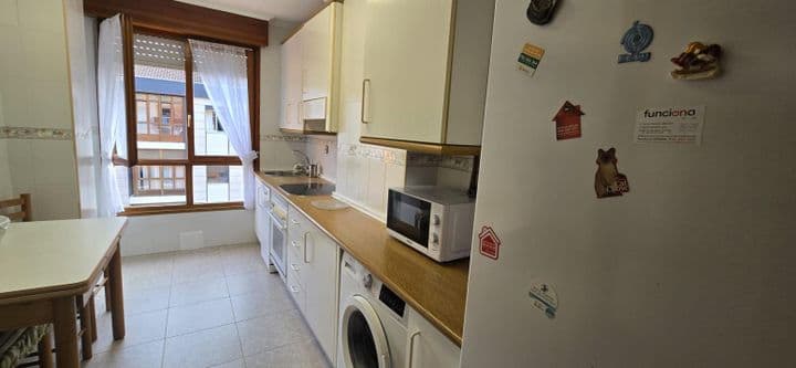 3 bedrooms apartment for rent in Gijon, Spain - Image 5