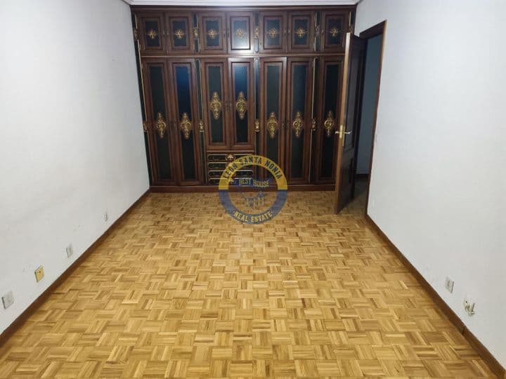 4 bedrooms apartment for sale in Leon, Spain - Image 10