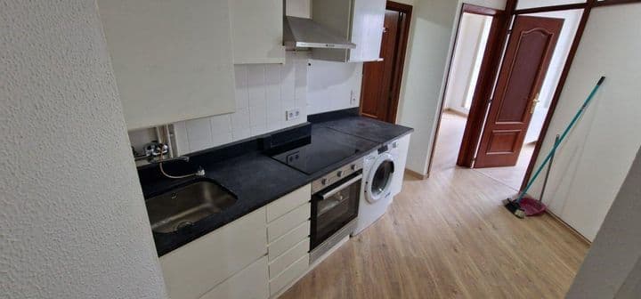 1 bedroom apartment for rent in Santiago de Compostela, Spain - Image 2