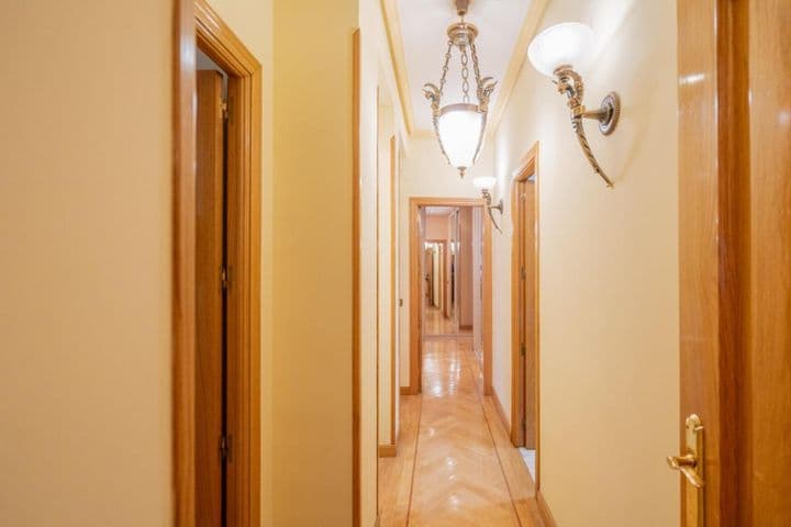 3 bedrooms apartment for sale in Arganzuela, Spain - Image 11